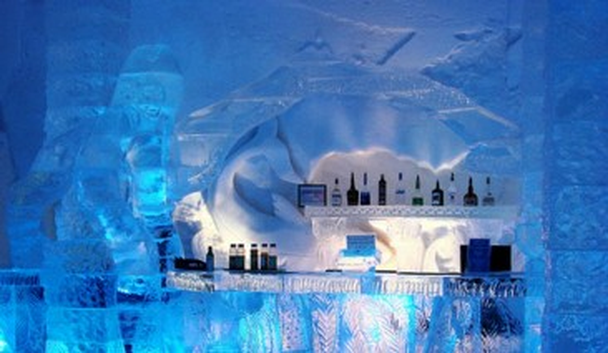 El Bar de Hielo es único en Bariloche, una gran forma de disfrutar de la noche patagónica durante las vacaciones de verano 2023.