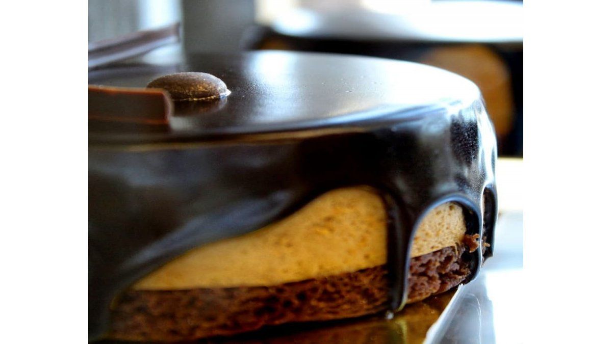 Todo es delicioso en Kissa, una chocolatería y pastelería de vanguardia, ubicada en Lago Puelo, Patagonia.