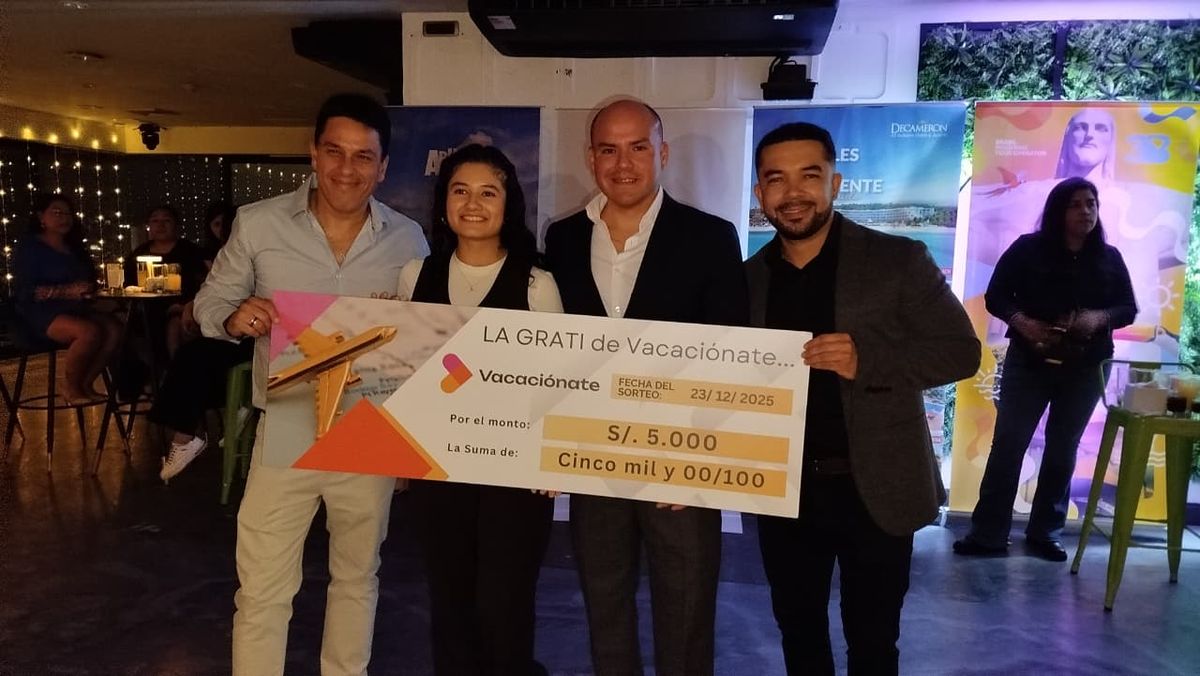 Agentes de viajes ganaron fabulosos premios en la celebraci&oacute;n de fin de a&ntilde;o de Vacacionate.