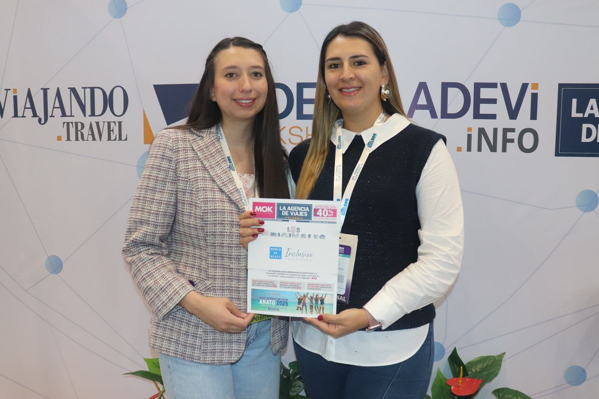 Alejandra Rocha de Ladevi y Dalia Gutierrez Henao, directora de ventas y marketing de Metrotel.