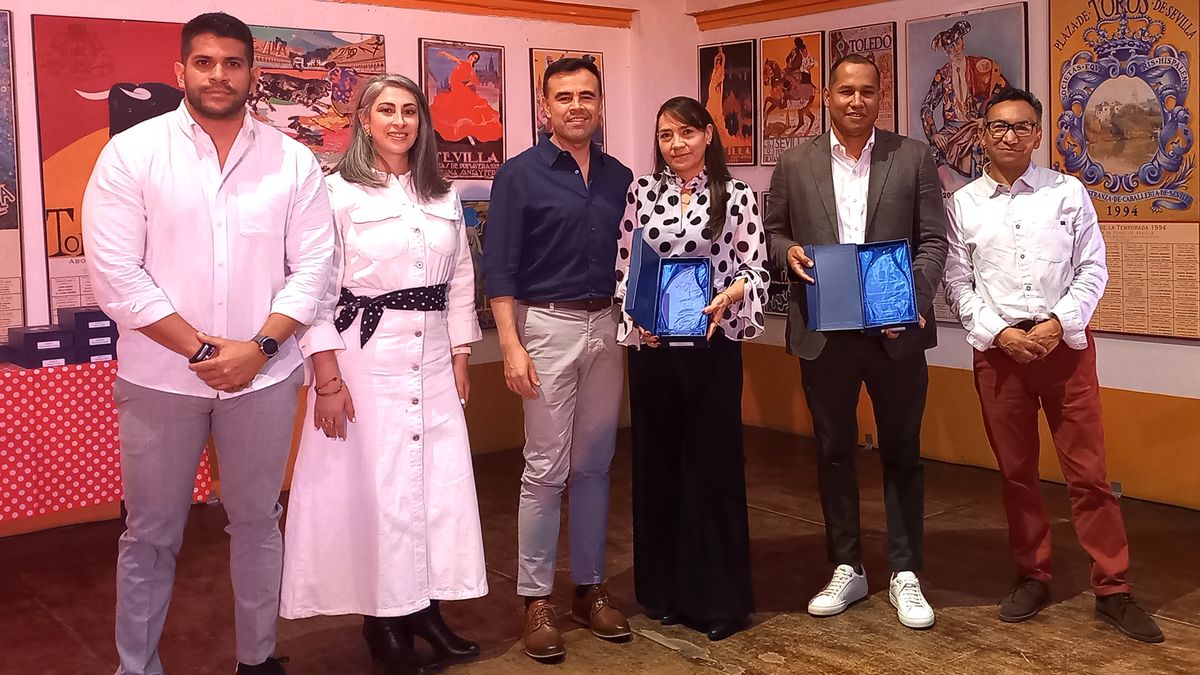 Iberia premió a Su Mundo y Garlatour.