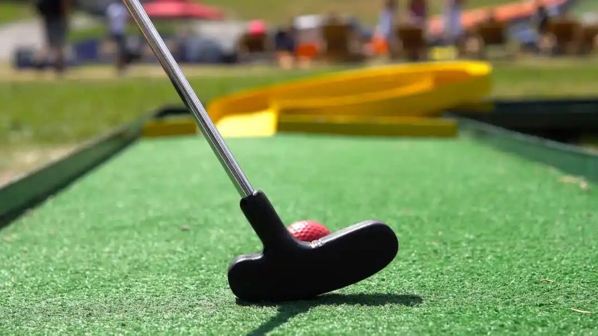 Conoce el nuevo Mini Golf del Parque Ventura de Parquemet con tu familia&nbsp;