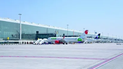 IATA reafirmó su disposición para revisar de manera coordinada los estándares mundiales aplicables a los mecanismos de evaluación de las tarifas aeroportuarias.