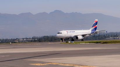 Latam Airlines suspende vuelos directos entre Quito y Loja