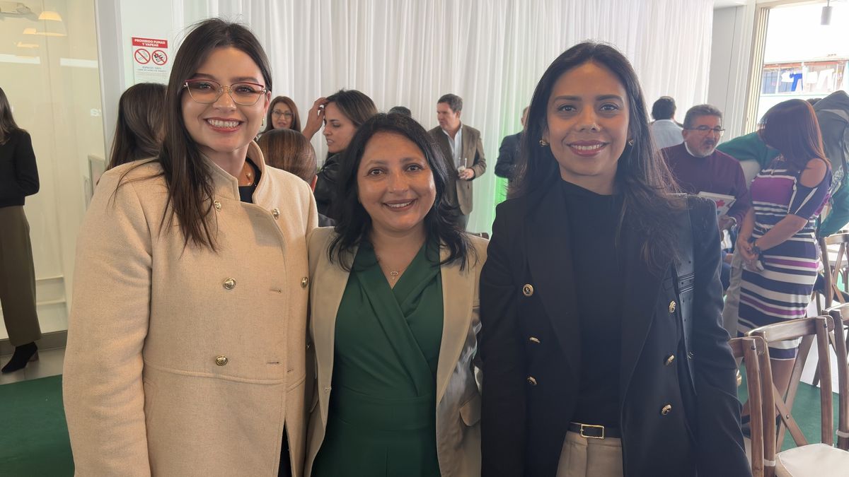 Presentación oficial de alianza entre Intermundial y Equisuiza, en Quito.