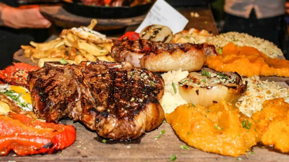 Mucho se puede comer en Argentina por el precio de un clásico churrasco chileno.&nbsp;