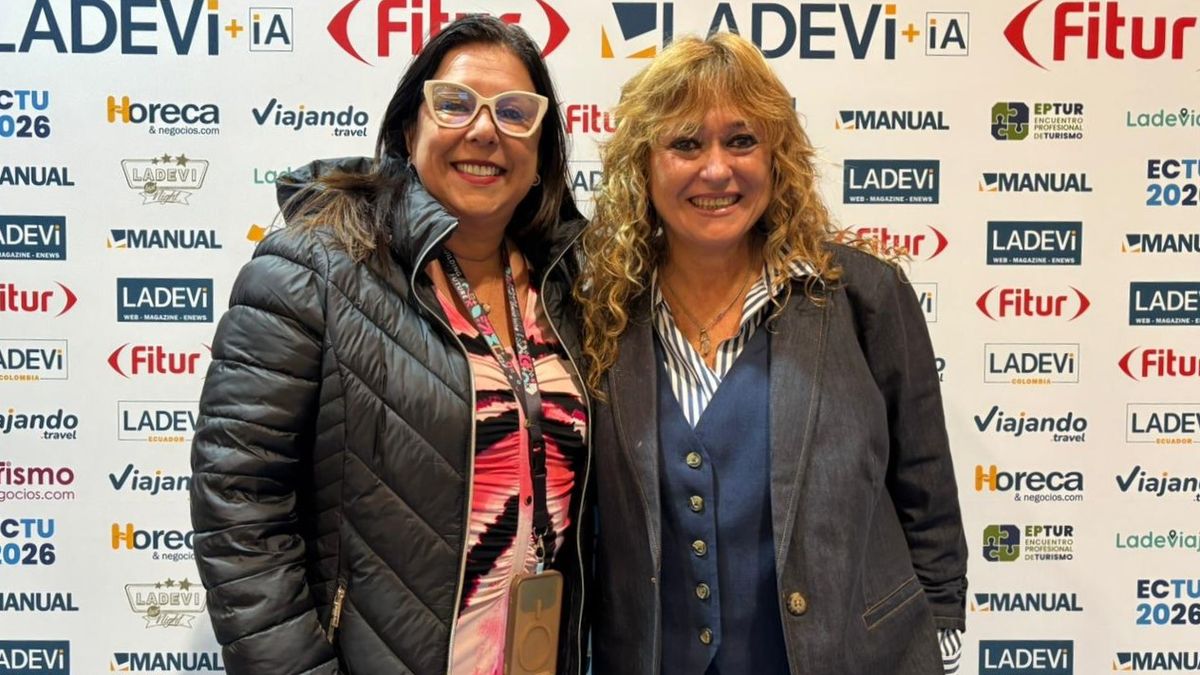 Patricia San Martín, gerente general de Turifax; junto a Ruthy Tuchsznajder, Partner & Sales Director de Lucky Tour.