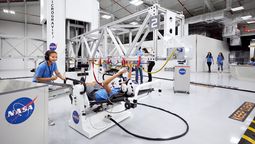 altText(Astronauta por un día en el Kennedy Space Center con el ATX Plus)}