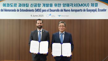 Guayaquil y Corea firmaron convenio en favor del desarrollo del actual y futuro aeropuertos. 