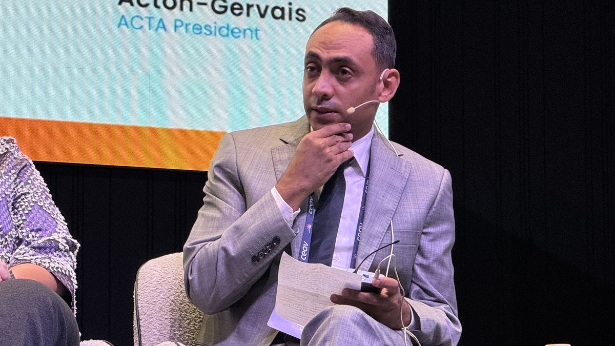 Muhanad Fleifel, miembro del Consejo de ETAA (Egipto) durante la 8 Cumbre Mundial de Asociaciones de Agencias de Viajes.