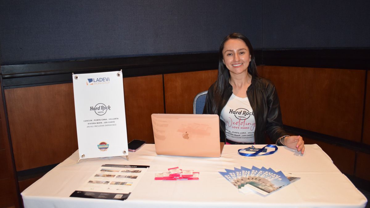Sandy Pintor, ejecutiva de Ventas Leisure y Bodas de RCD Hotels, en el Workshop Ladevi Bogotá.