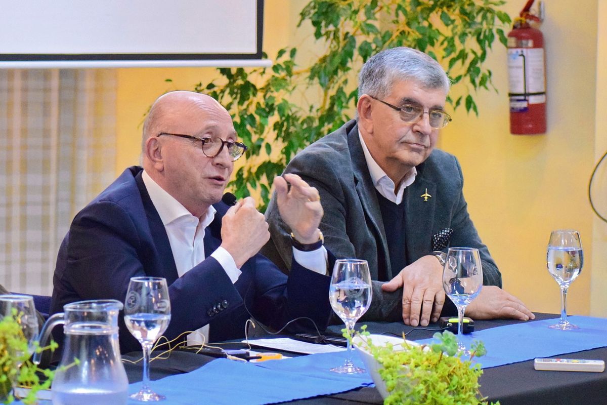 Arnaldo Nardone, gran referente del turismo MICE en Latinoamérica, junto a Sergio Antonio Herrera, director ejecutivo de Grupo PDA.