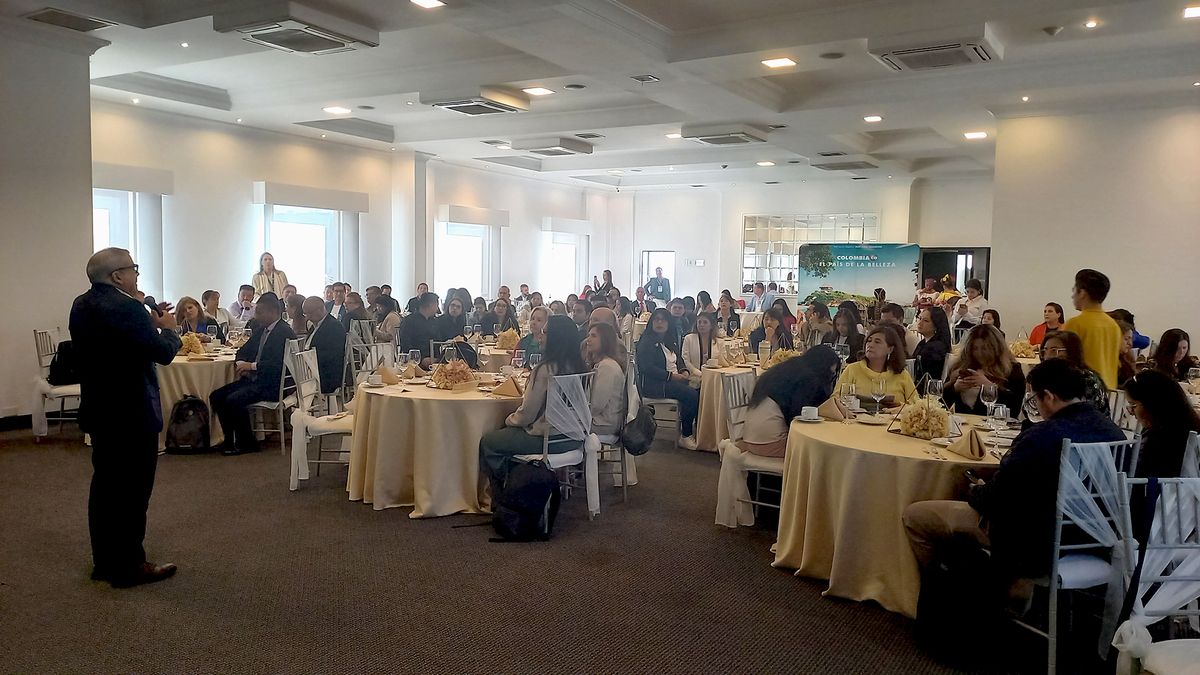 M&aacute;s de 100 agentes de viajes asistieron al evento de ProColombia.