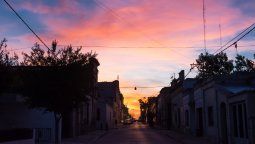 altText(Los mejores pueblos para pasar un verano ideal según la inteligencia artificial)}