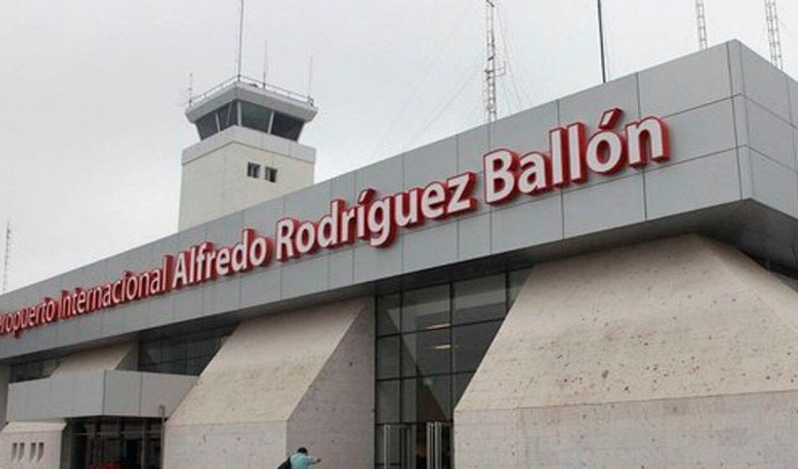 La reactivación en el Aeropuerto Internacional Alfredo Rodríguez Ballón de Arequipa pemite proyectar un cierre de año con 1 millón de pasajeros. - Ladevi Medios y Soluciones La reactivación en el Aeropuerto Internacional Alfredo Rodríguez Ballón de Arequipa pemite proyectar un cierre de año con 1 millón de pasajeros.