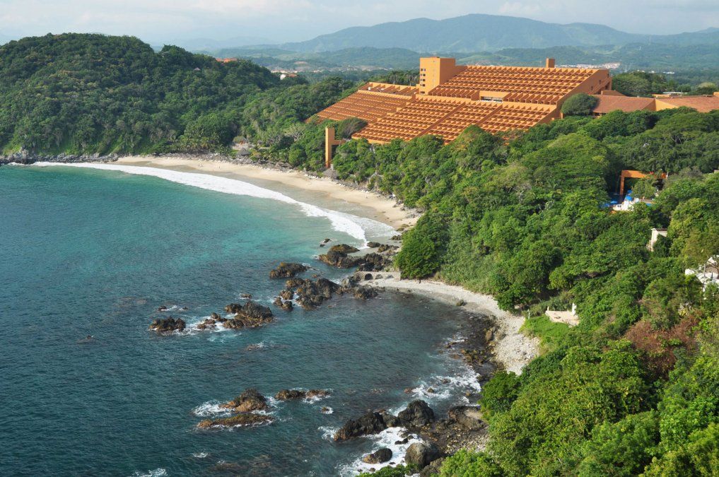 Las Brisas Ixtapa.