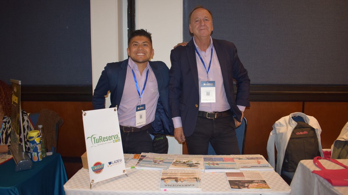 Equipo de TuReserva com en el marco de Ladevi Workshop Bogotá.