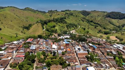 Medellín: 3 plazas de mercado imprescindibles para tu visita