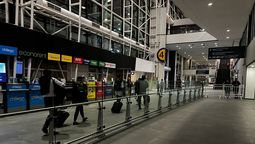 Aeropuerto de Santiago - Nuevo Pudahuel volvió a ser cuestionado por el servicio para pasajeros con discapacidad y movilidad reducida.