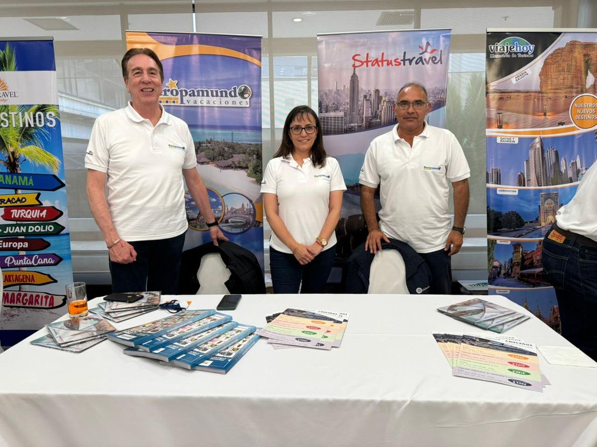 Equipo de la mayorista de turismo Statustravel en el Workshop de Ladevi en Quito. - Ladevi Medios y Soluciones Equipo de la mayorista de turismo Statustravel en el Workshop de Ladevi en Quito.