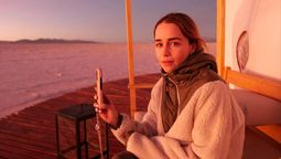 altText(Las vacaciones de Emilia Clarke por Argentina: qué visitó la actriz de Game of Thrones)}