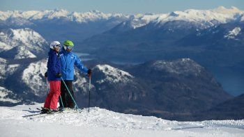 Vacaciones de invierno: te mostramos cuáles son las fechas más baratas para hacer esquí en Argentina.