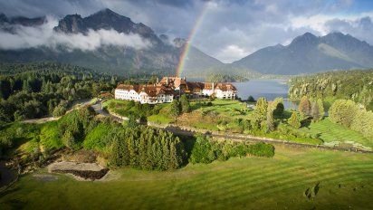 Descubrí cuáles son los 5 mejores hoteles para hospedarse estas vacaciones de verano 2024 en Bariloche y disfrutar de sus imperdibles paisajes. Descubrí cuáles son los 5 mejores hoteles para hospedarse estas vacaciones de verano 2024 en Bariloche y disfrutar de sus imperdibles paisajes.