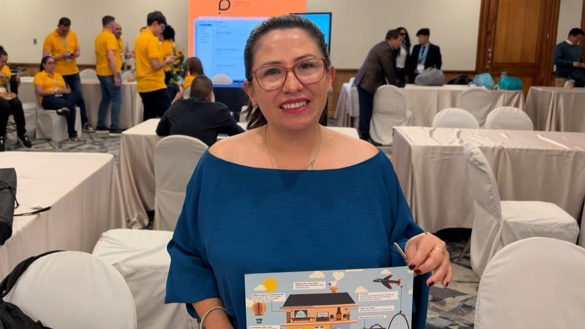 María Alexandra Ordóñez, de Experience Kissimmee, en Ladevi Workshop Quito.