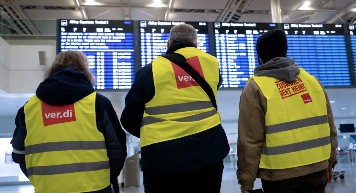 Sindicalistas alemanes durante la huelga del aeropuerto de Munich en febrero.