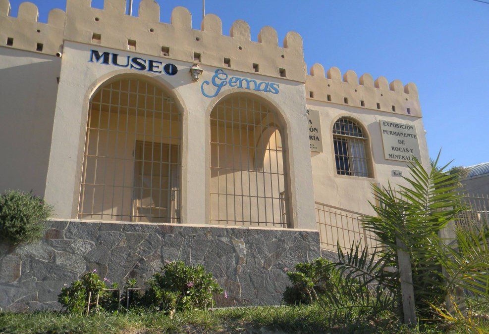 Ir a recorrer el Museo Gemas puede resultar la atractiva actividad gratuita que estabas buscando en Puerto Madryn - Chubut.
