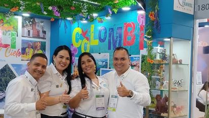 Equipo de Team Travel en la Vitrina Turística Anato 2022.