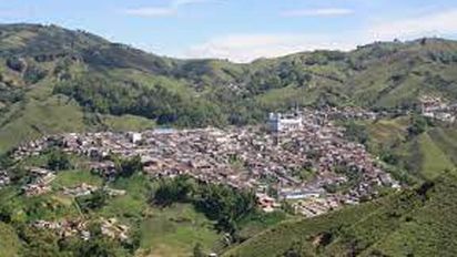 La comida de Caldas procede de la tradición de la gastronomía paisa.