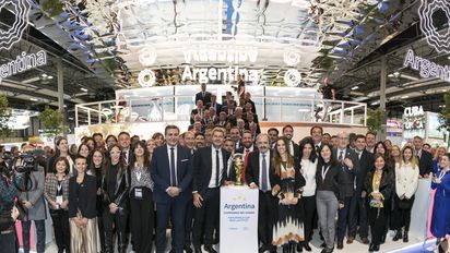 Más de 200 personas integraron la comitiva nacional en Fitur.