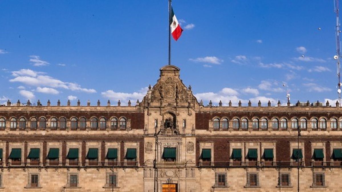 Toma en cuenta estas recomendaciones sicvisitas Palacio Nacional en el Centro de Ciudad de México.