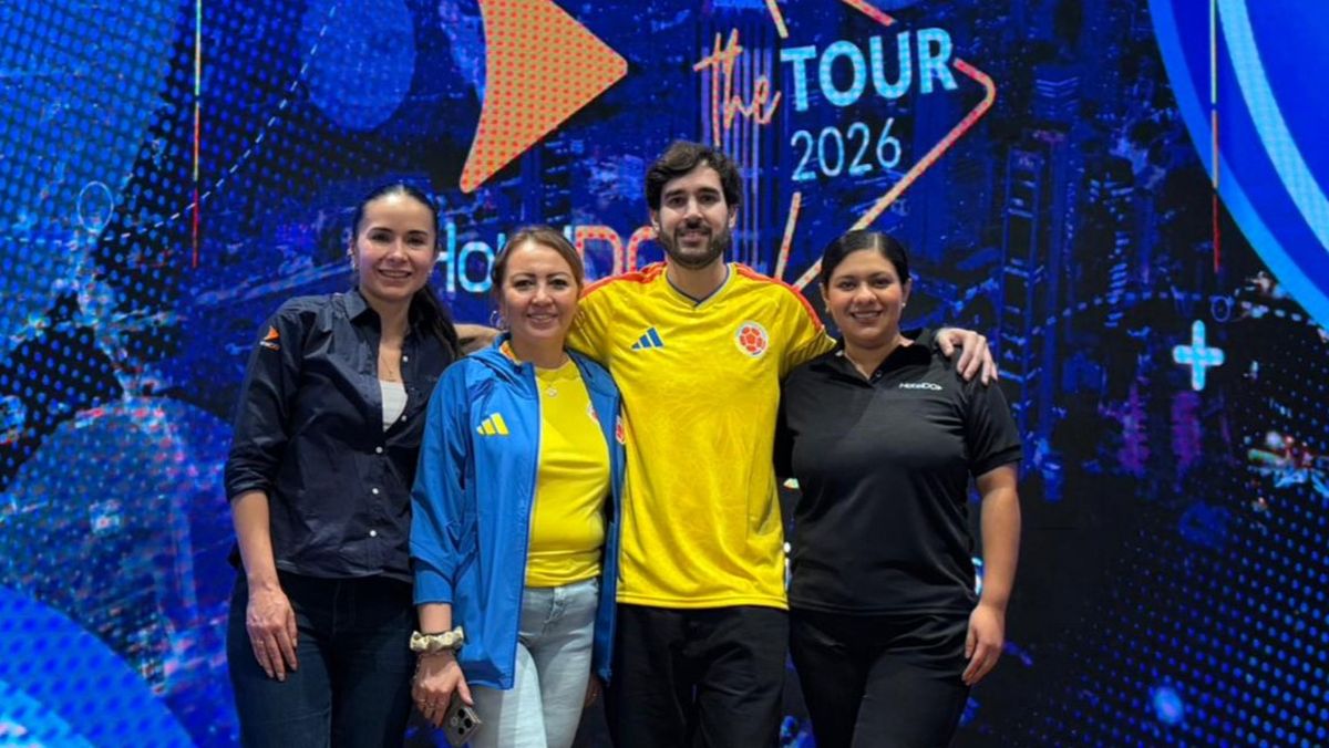Diana Salas, Adriana Gil, Juan Martín Talamoni y Nayeli Flores Sulbaran durante The Tour de HotelDO en Bogotá.