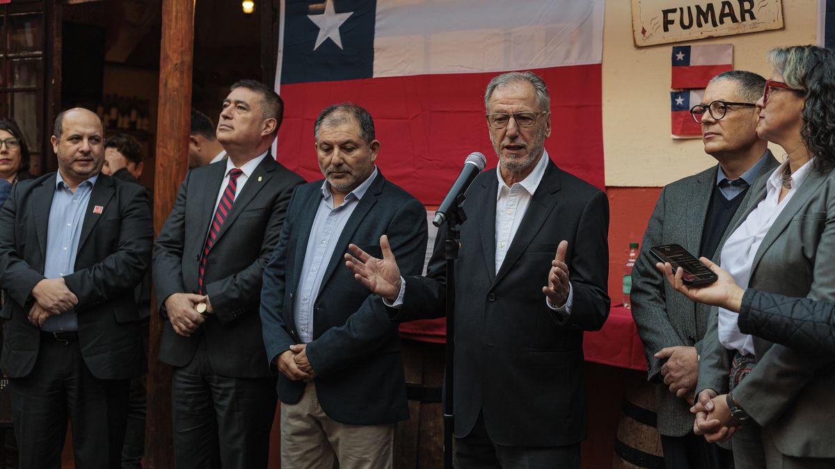 El ministro de Economía, Álvaro García, presentó las proyecciones para estas Fiestas Patrias junto a diversas autoridades. 