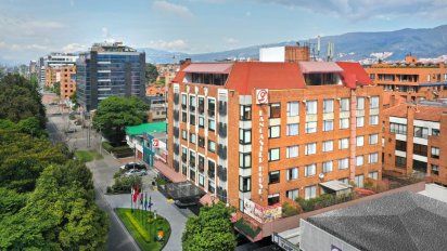 Lancaster House celebró su aniversario 25° con varios invitados a bordo.