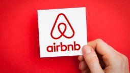 Ahotec asegura que no existe regulación de plataformas como Airbnb, sino más bien una recuperación de aquella empresa.