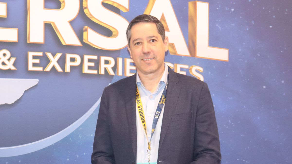 Marcos Barros, vicepresidente de marketing y ventas para Latinoamérica de Universal Destinations & Experiences, habló en el marco de IPW 2026 sobre el primer año de Epic Universe y el crecimiento del mercado latinoamericano.
