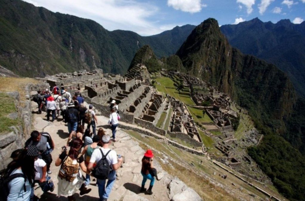ASOTUR Perú abre convocatoria al puesto de viceministro de turismo. - Ladevi Medios y Soluciones ASOTUR Perú abre convocatoria al puesto de viceministro de turismo.