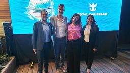 Equipo de Royal Caribbean junto a María Teresa Olavarrieta, country manager de Aviareps. 