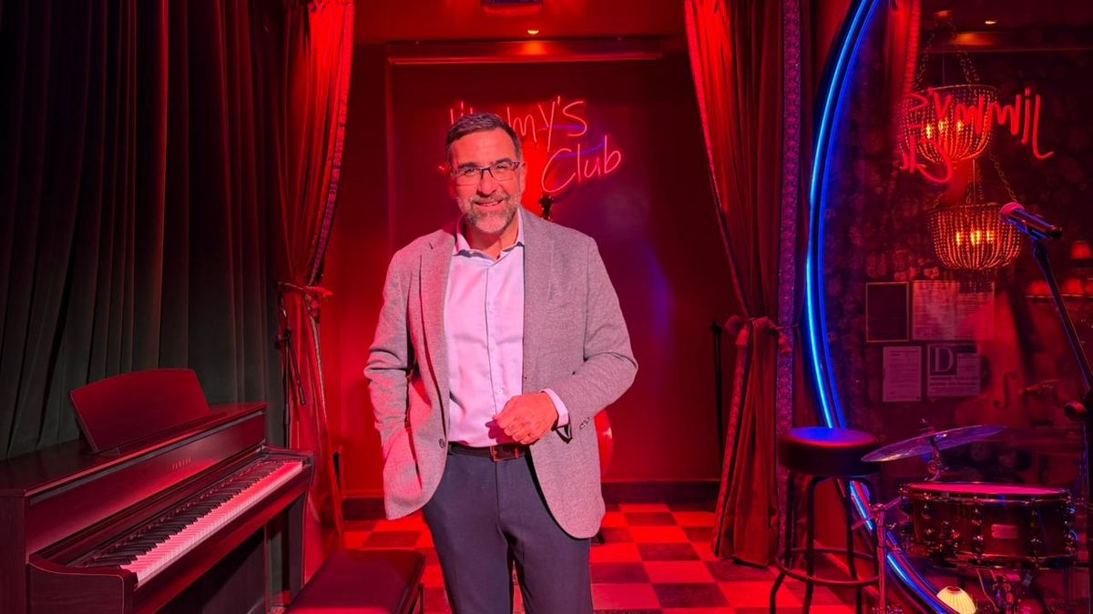 Alejandro de la Osa es el CEO de Europamundo. Alejandro de la Osa es el CEO de Europamundo.