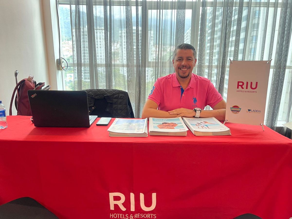 Enrique Mejía, gerente de Ventas de RIU Hotels & Resorts para Colombia.
