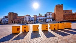 En España hay ciudades como Cáceres de líneas medievales, con mucho por descubrir.