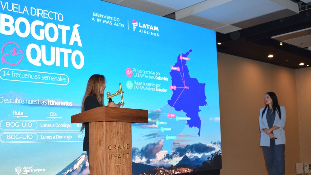 Geovanna Norato, jefe de Agencias de viajes y Andrea Montoya, jefe Corporativa de Latam Airlines.