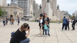 El 1° de noviembre se abren las fronteras para turistas de todo el mundo. Argentina no descarta una pronta implementación del PreViaje para extranjeros.