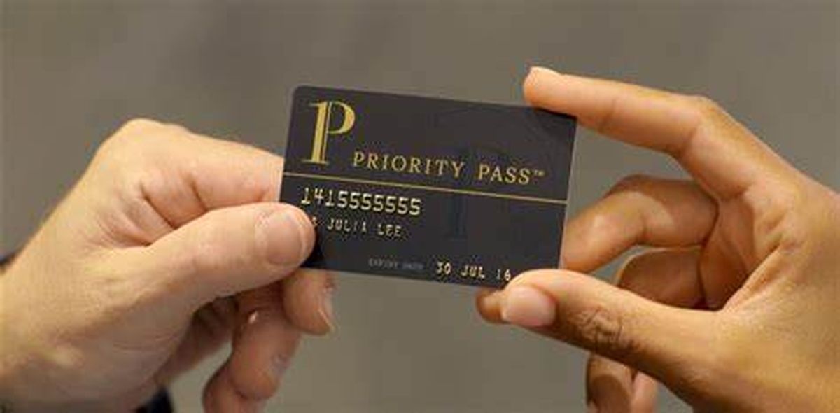 La tarjeta Priority Pass abre las puertas a más de 1.300 salas VIP en 650 aeropuertos en el mundo.
