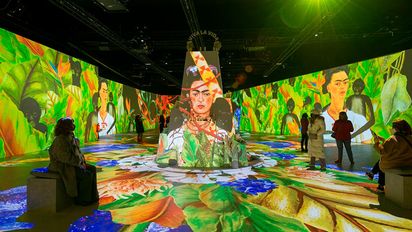 Ya se encuentran disponibles las dos impactantes exposiciones sobre la artista mexicana Frida Kahlo en Bogotá.