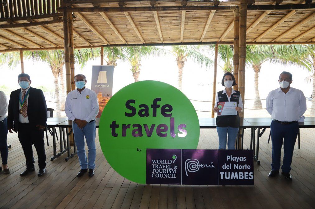 Mincetur entrega el sello Safe Travels al destino de Playas de Tumbes. - Ladevi Medios y Soluciones Mincetur entrega el sello Safe Travels al destino de Playas de Tumbes.