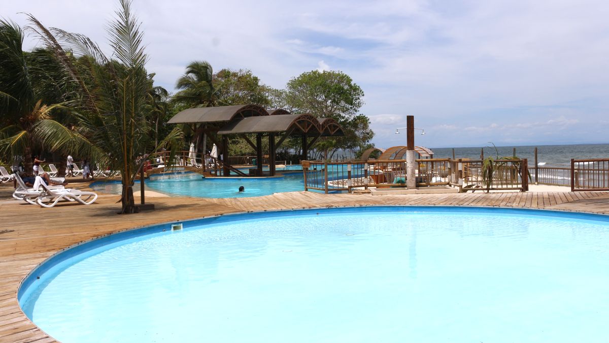 Piscina.